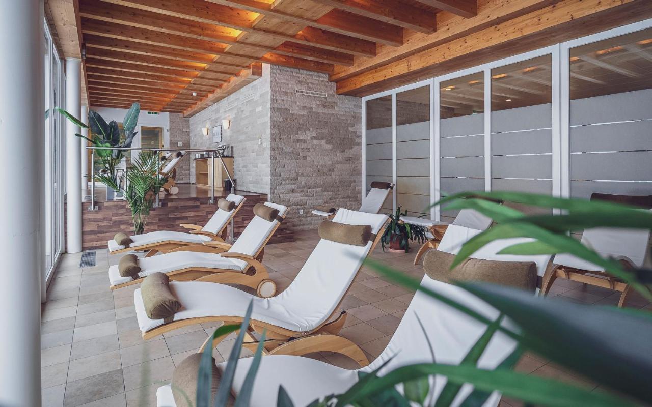 Mountain Plaza Hotel Davos Exterior foto